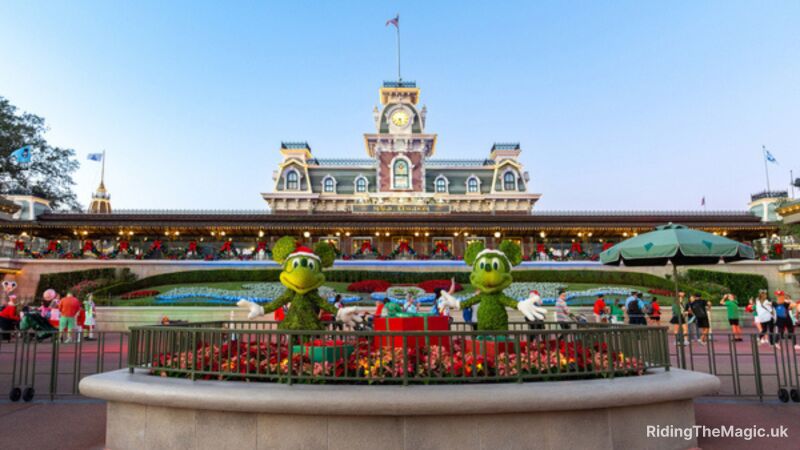 A Christmas scene at the Magic Kingdom in Disney World with Mickey and Minnie Mouse